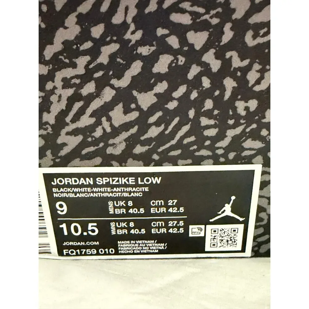 New Jordan spizike low sneakers black & white sz 9